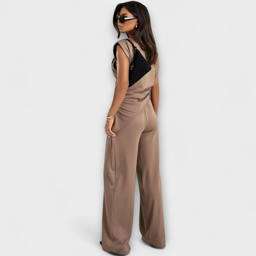 Sofia – Asymmetric Set with Dramatic Shoulders