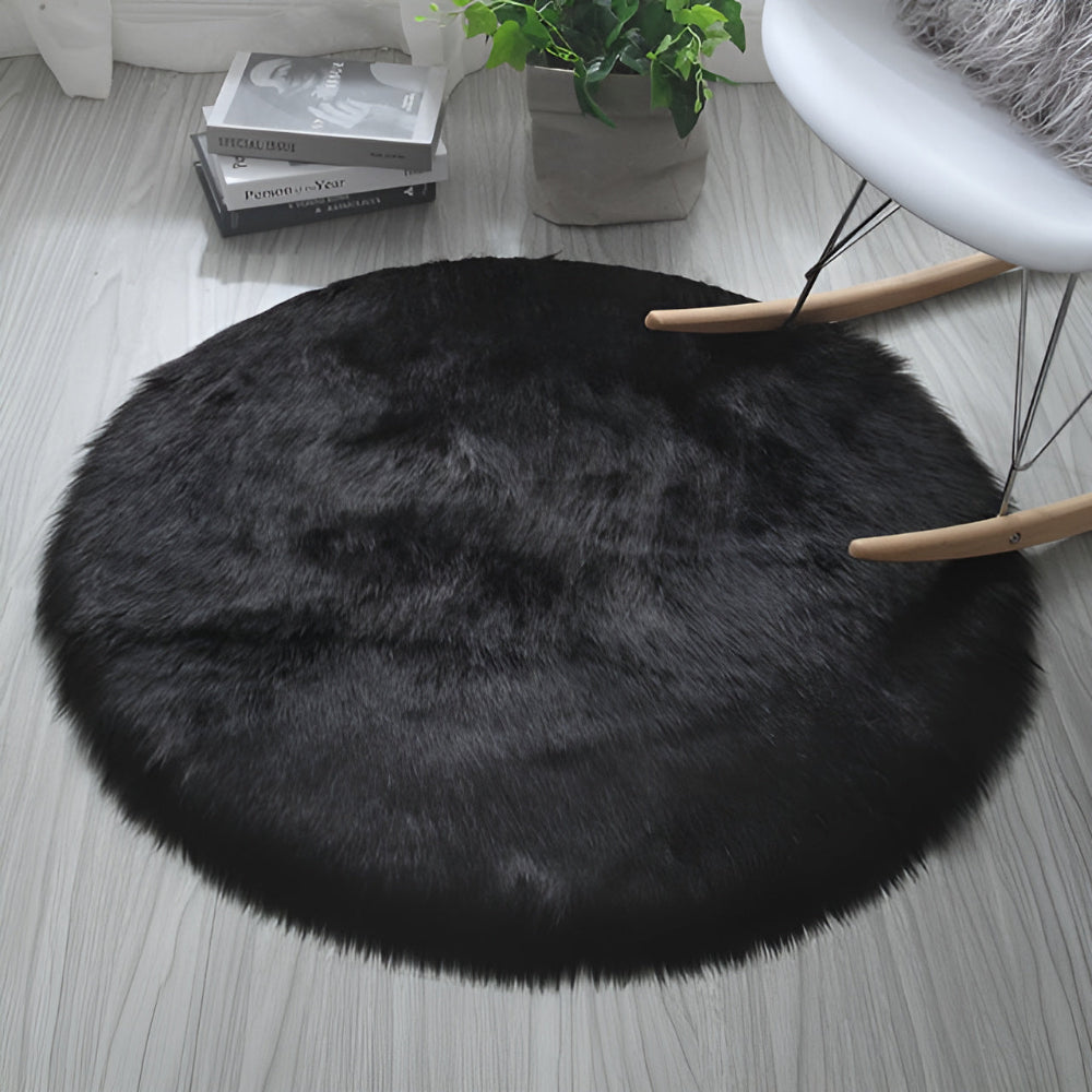 Round Fluffy Rug – White