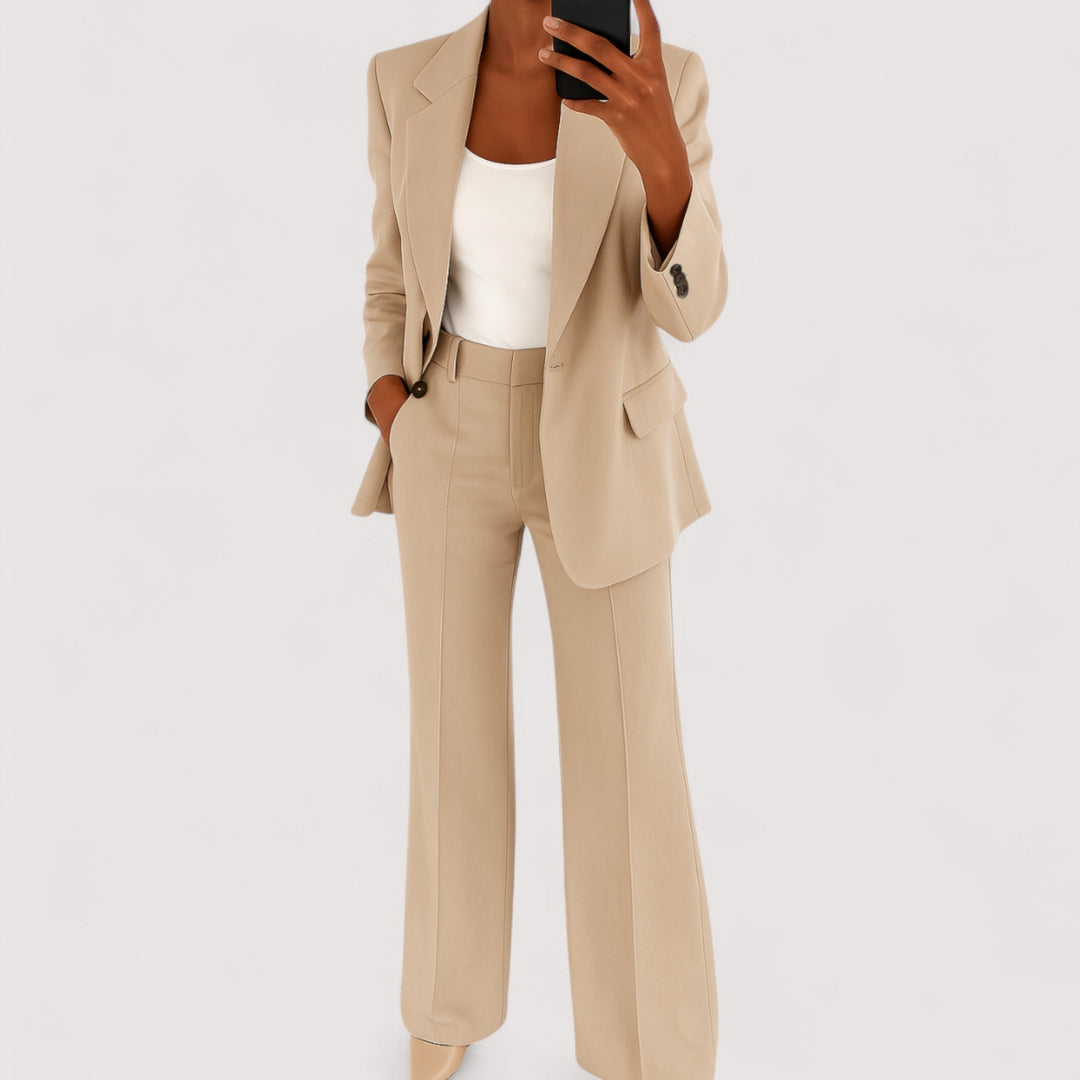 Aurora – Tailored Suit Set