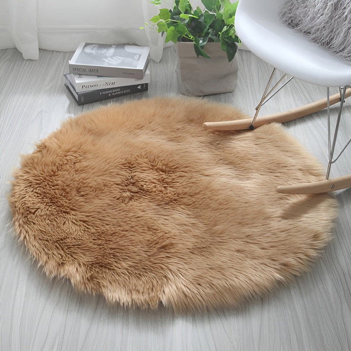 Round Fluffy Rug – White