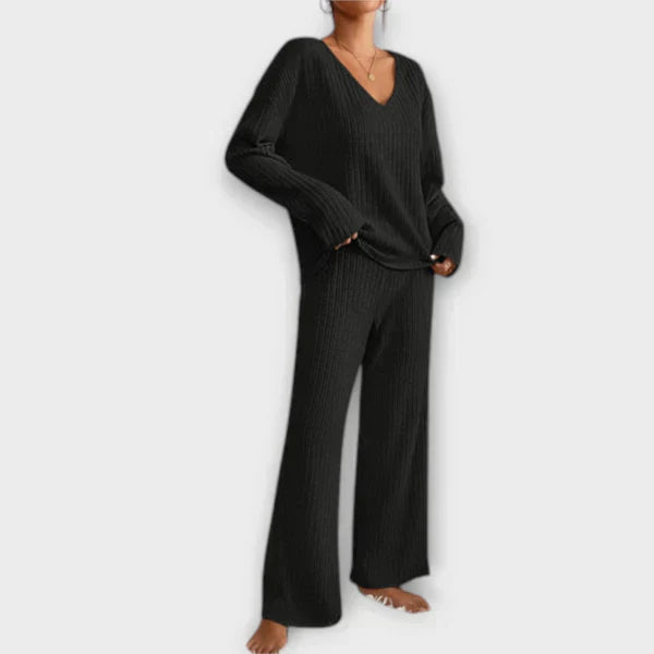 Aoibh – Comfortable Ribbed Set