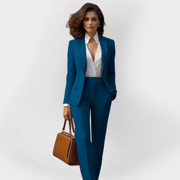 Petra – Elegant Women's Suit