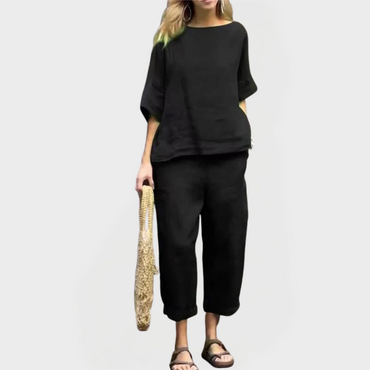 Méabh – Casual Blouse and Shorts Set