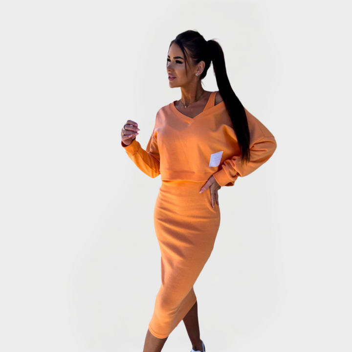 Ciara – Summer Set with Sweatshirt and Skirt