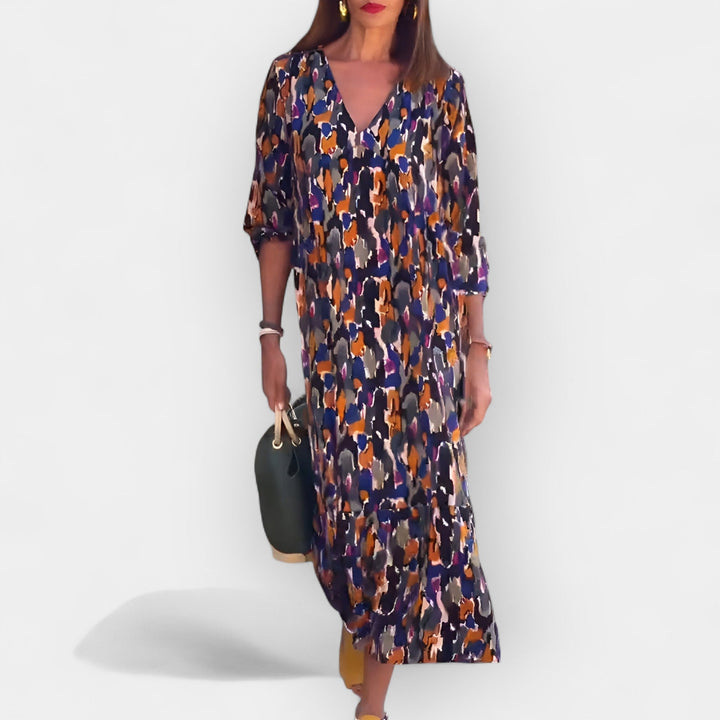 Sadhbh – V-Neck Dress with Retro Pattern