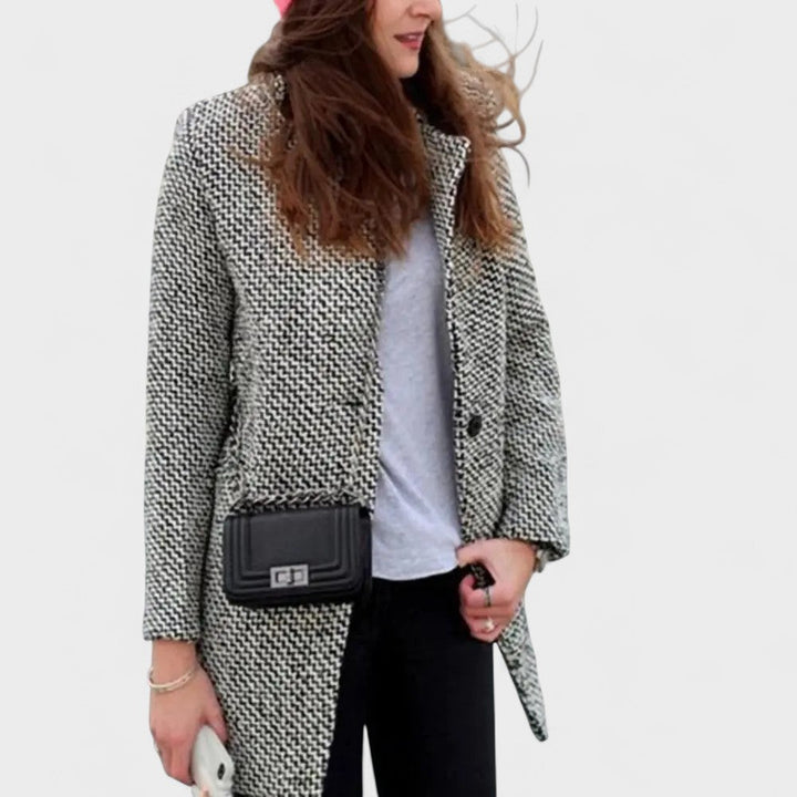 Niamh – Elegant Coat