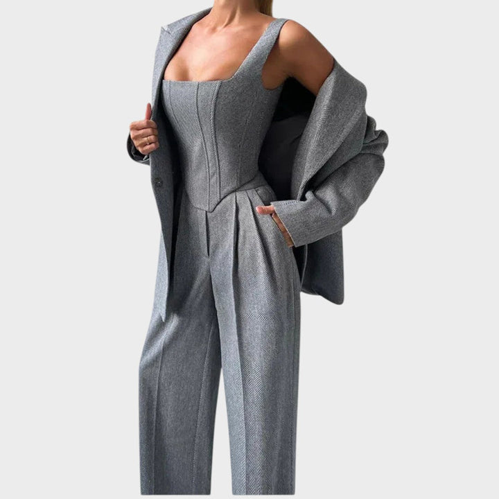 Sinéad – Powerful Three-Piece Suit