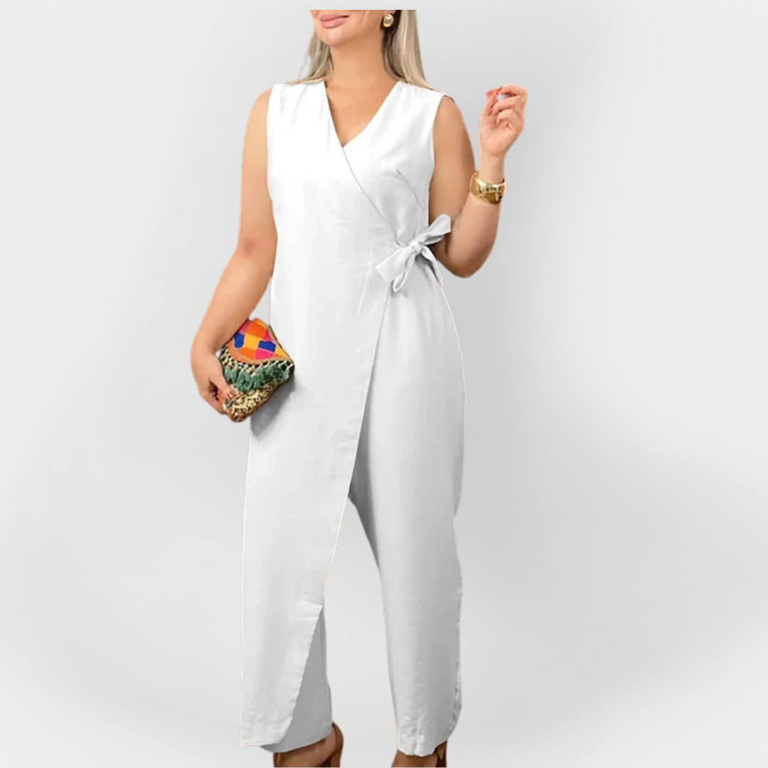 Órlaith – Elegant Sleeveless Jumpsuit