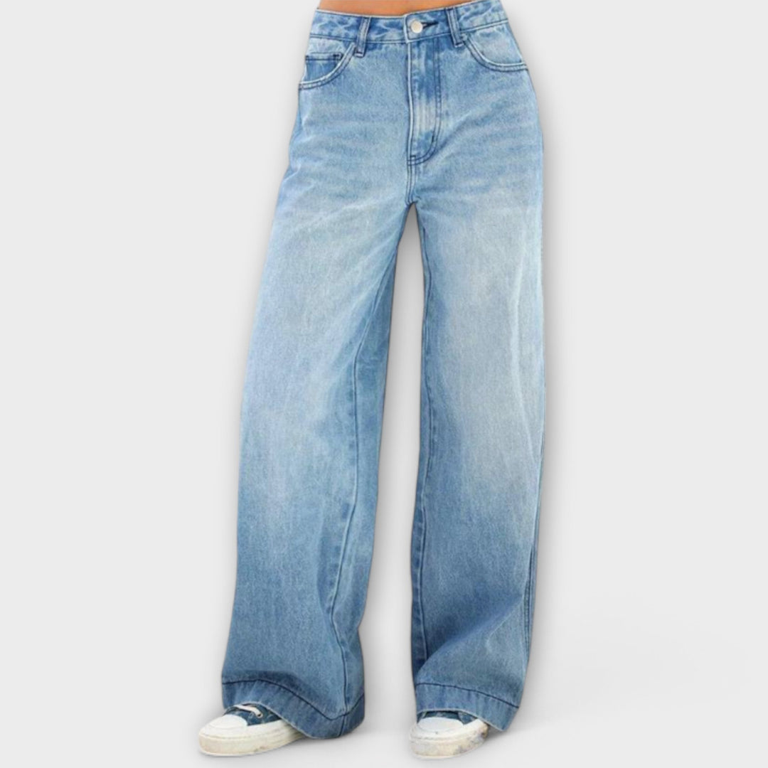 Marta – Wide-Leg Trousers for Women