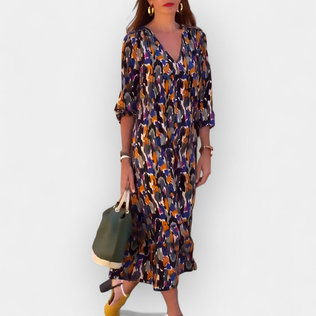 Sadhbh – V-Neck Dress with Retro Pattern