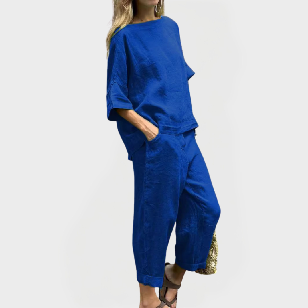 Méabh – Casual Blouse and Shorts Set