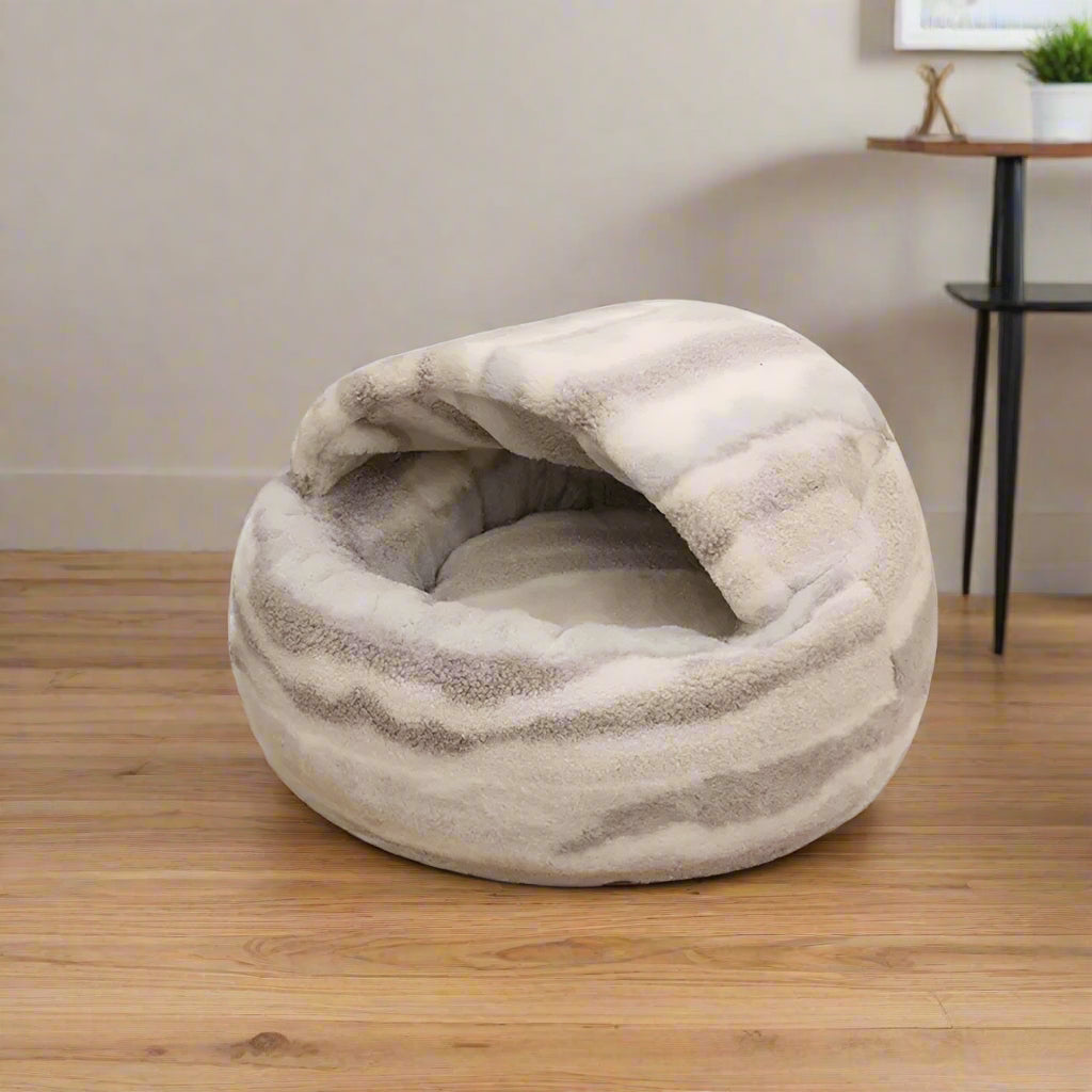 Cosy Covered Cave Bed for Dogs and Cats