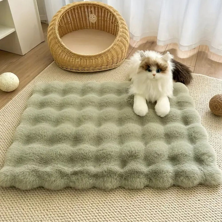 Luxury Faux-Fur Mat for Dogs and Cats