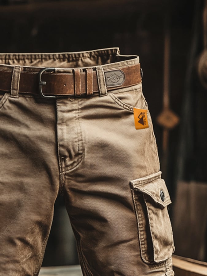 Jakub – Men's Cargo Shorts with Pockets