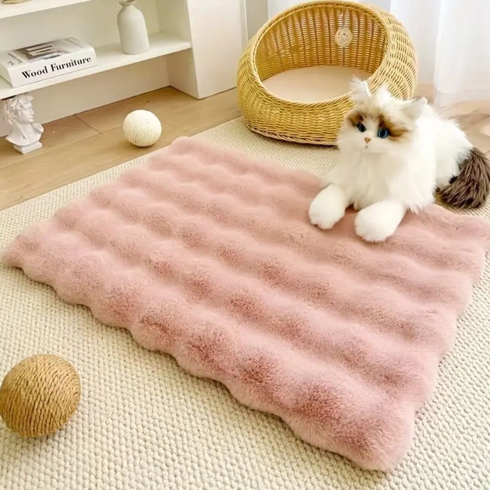 Luxury Faux-Fur Mat for Dogs and Cats