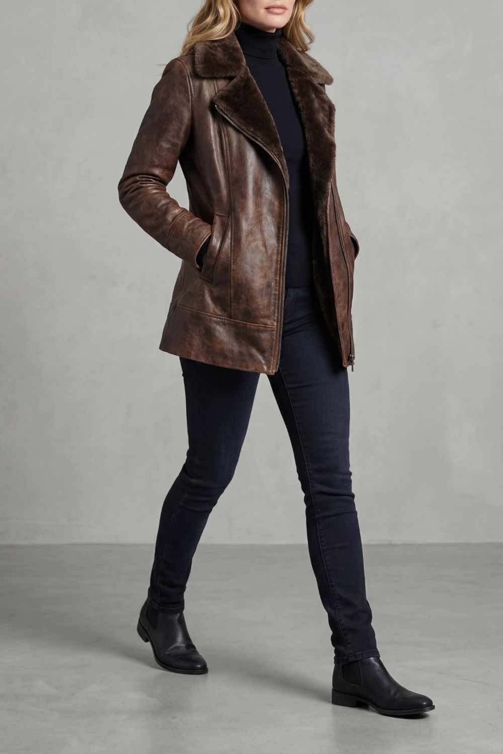 Ravella – Elegant Leather Jacket with Fur Lining
