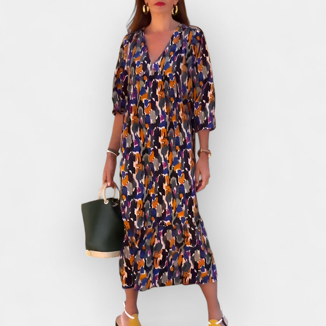 Sadhbh – V-Neck Dress with Retro Pattern