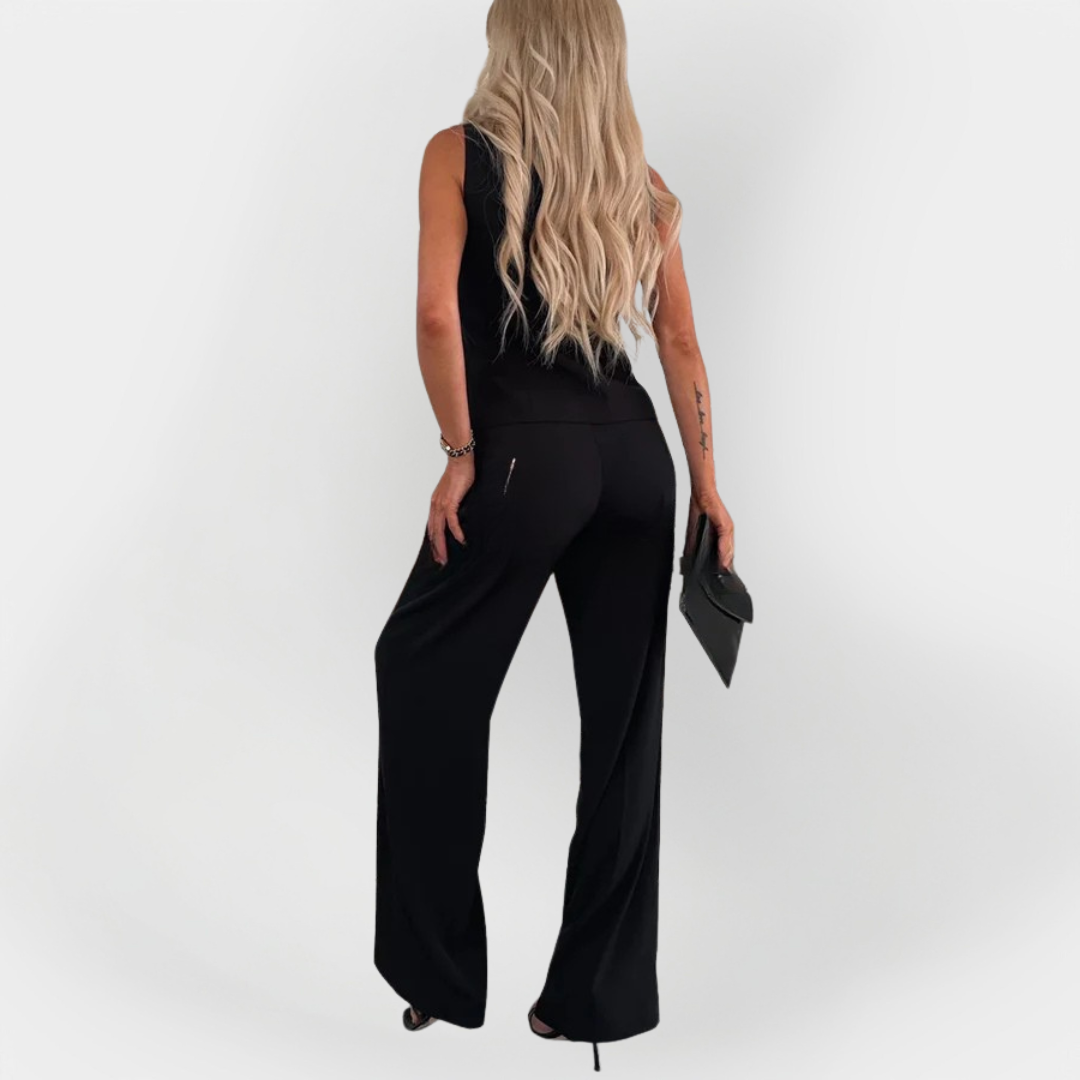 Sadhbh – Elegant Trouser Set with Sleeveless Top