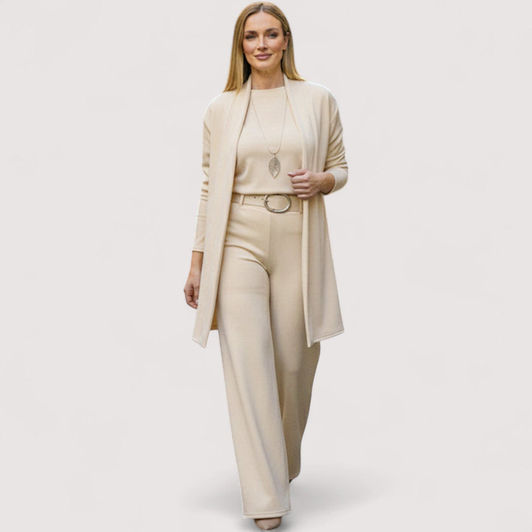 Sinéad – Luxury Comfortable Three-Piece Set