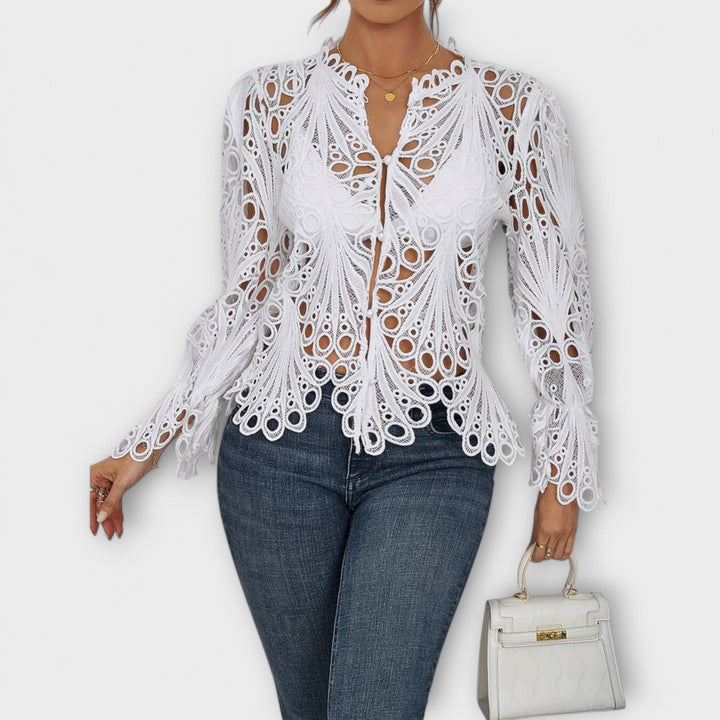 Malina – Elegant Lace Blouse