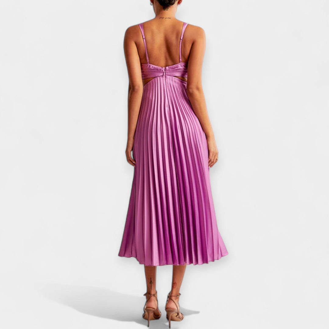 Ciara – Pleated Maxi Dress