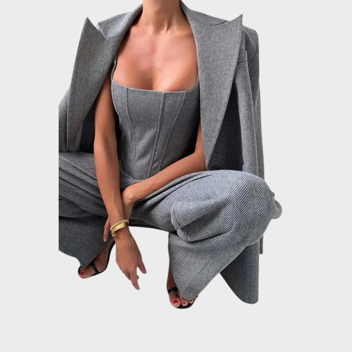 Sinéad – Powerful Three-Piece Suit