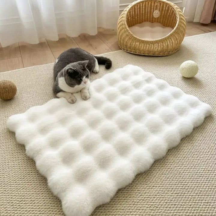 Luxury Faux-Fur Mat for Dogs and Cats
