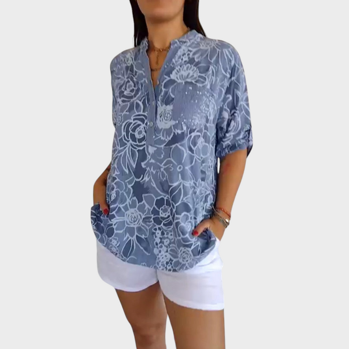 Nuala – Blouse with a Modern Pattern