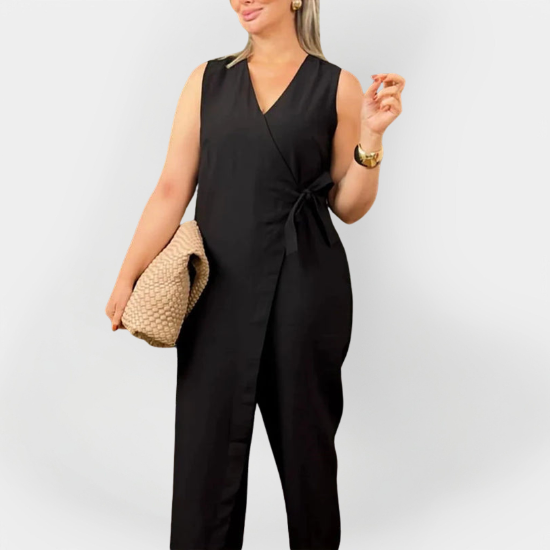 Órlaith – Elegant Sleeveless Jumpsuit