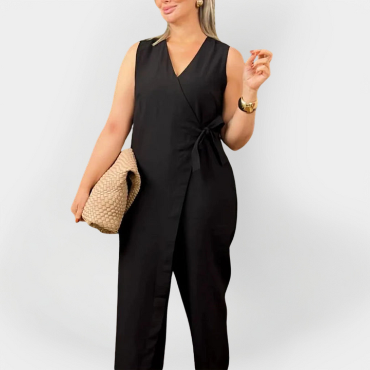 Órlaith – Elegant Sleeveless Jumpsuit