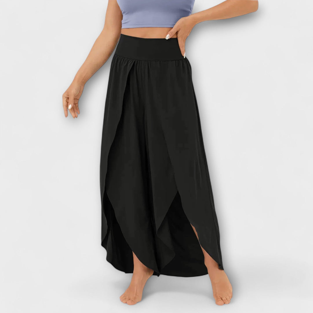 Marica – Fluid Trousers with Slits