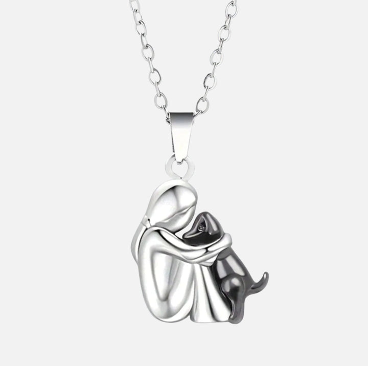 Olivia – Dog Pendant Necklace
