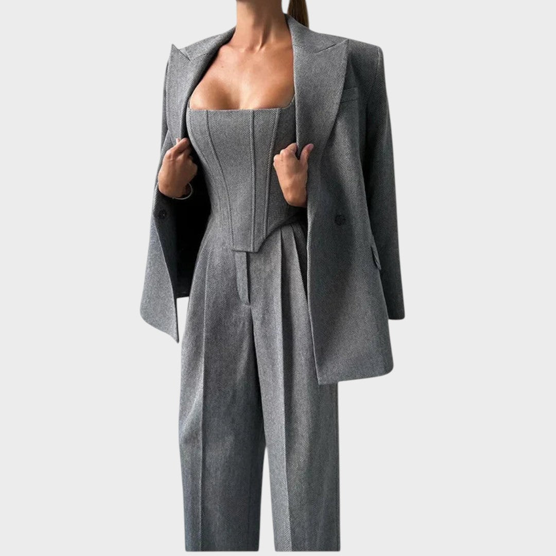 Sinéad – Powerful Three-Piece Suit