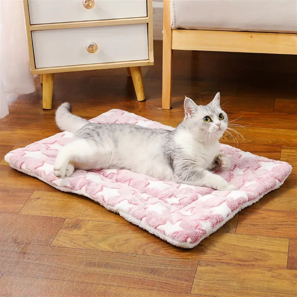 Warm Fleece Blanket for Dogs and Cats with Stars