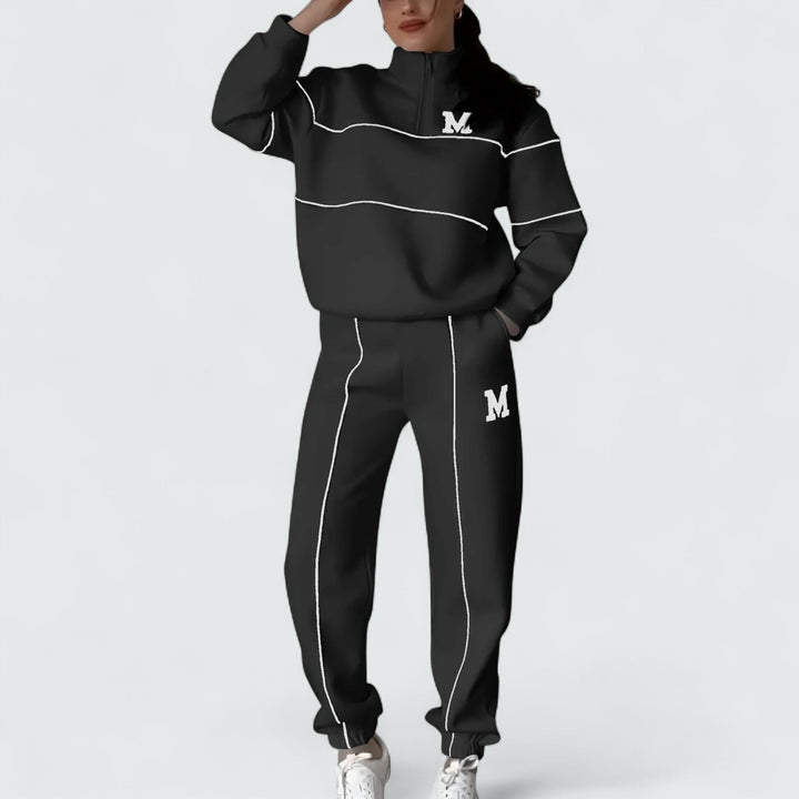 Aoibhinn – Comfortable Modern Relaxed Set