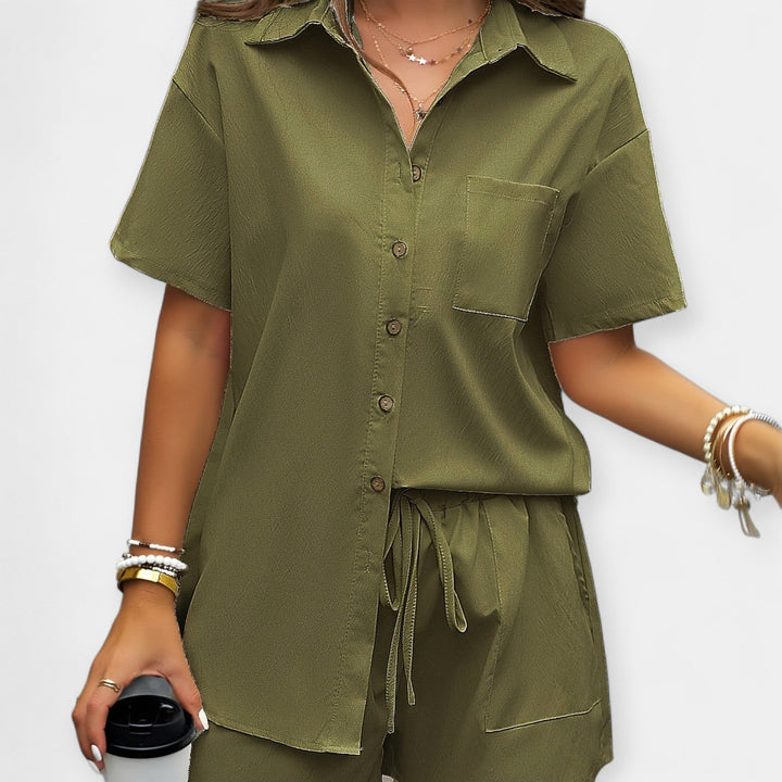 Saoirse – Comfortable Set with Shirt and Shorts