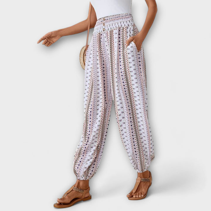 Scarlett – Trousers with Ethnographic Pattern