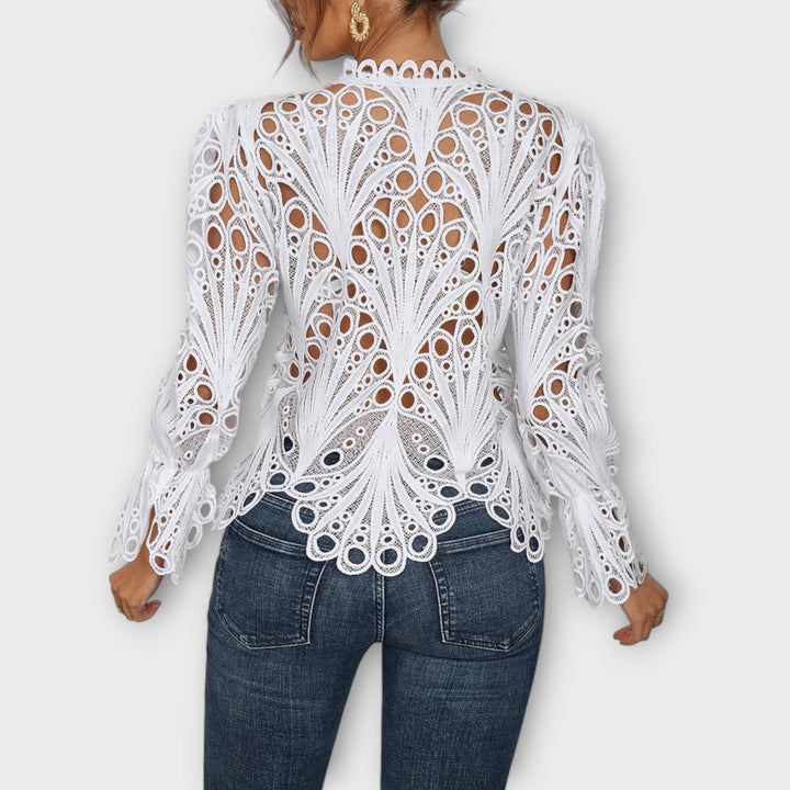 Malina – Elegant Lace Blouse