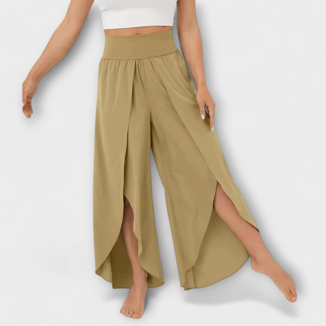 Marica – Fluid Trousers with Slits
