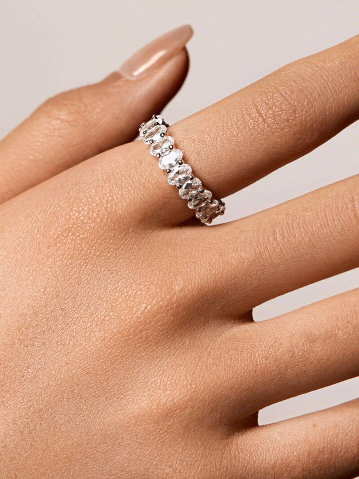 Oval-Cut Ring