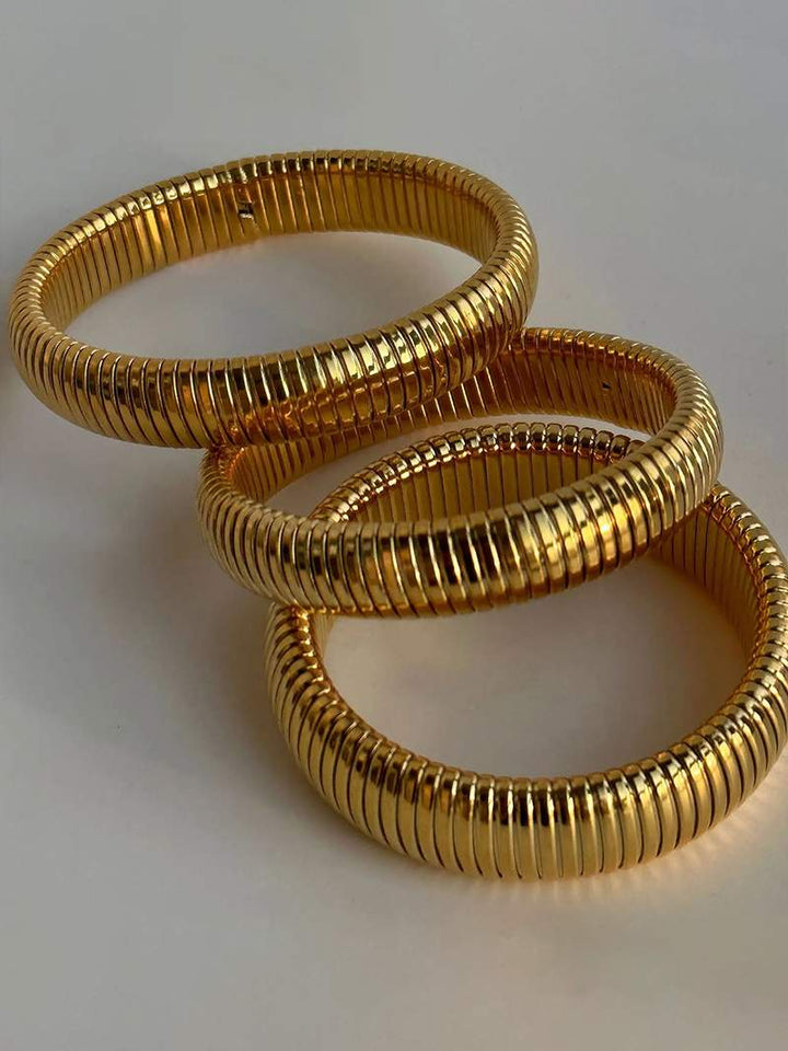 Ribbed Gold Bracelet