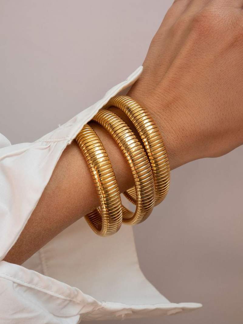 Ribbed Gold Bracelet