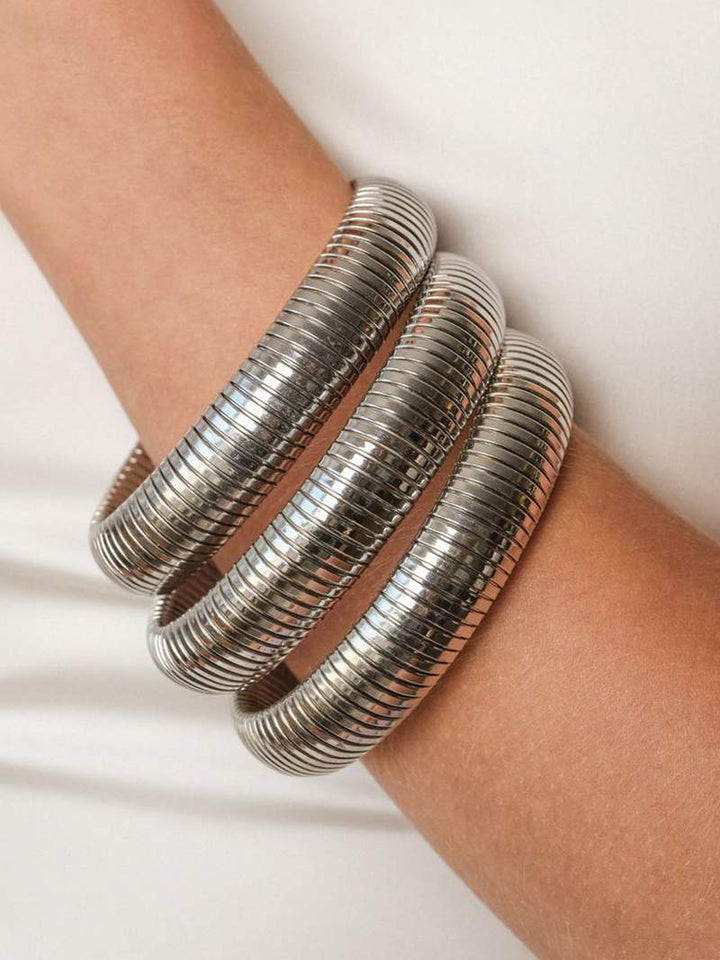 Ribbed Gold Bracelet