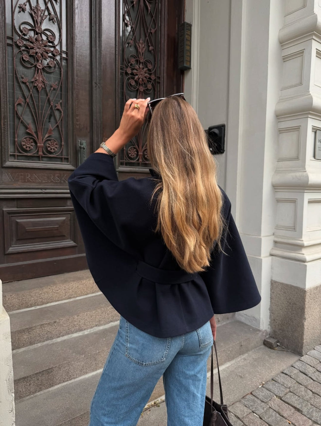 Zora – Short Cape Coat