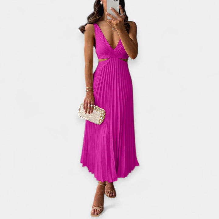 Ciara – Pleated Maxi Dress