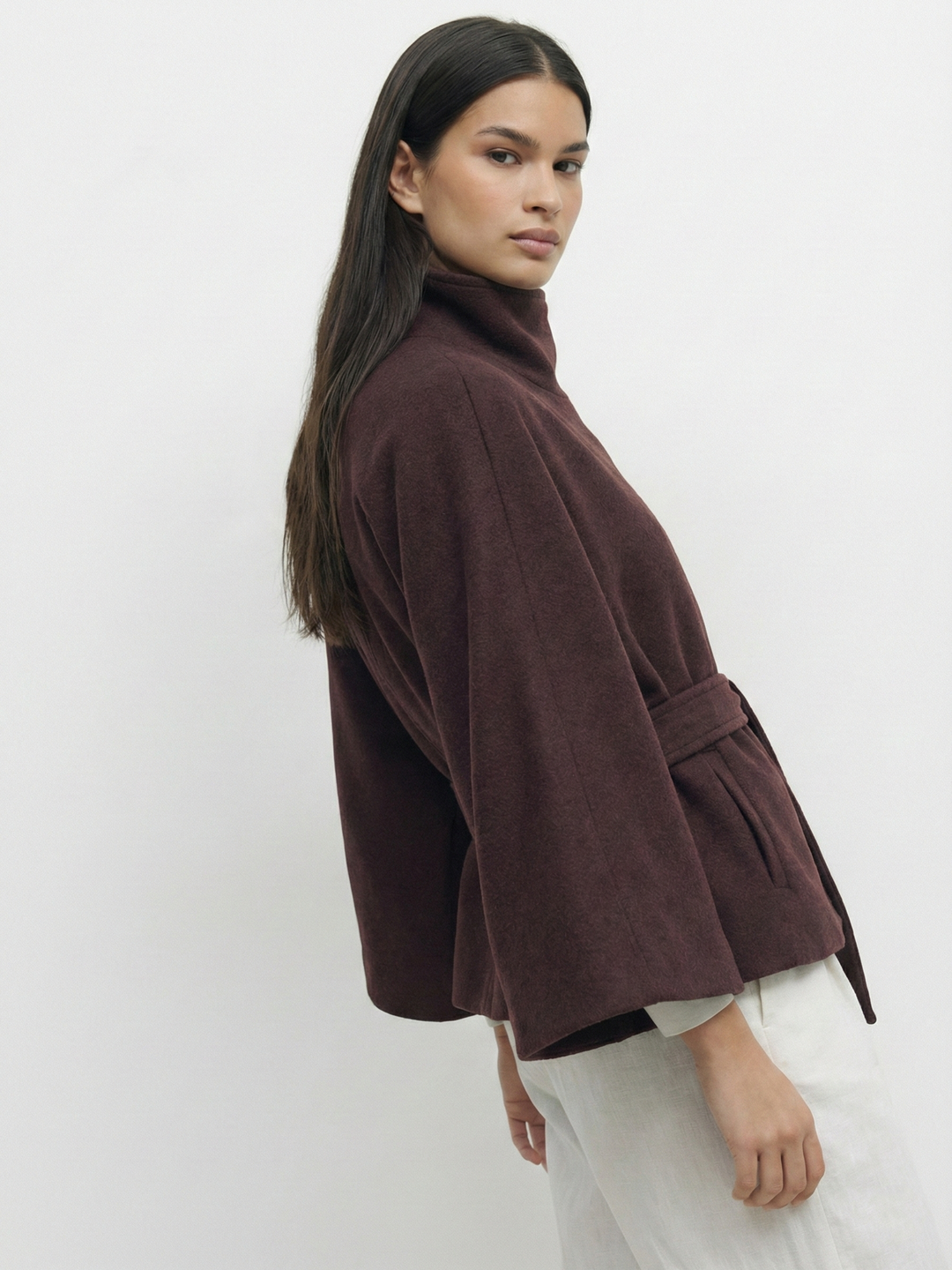 Zora – Short Cape Coat