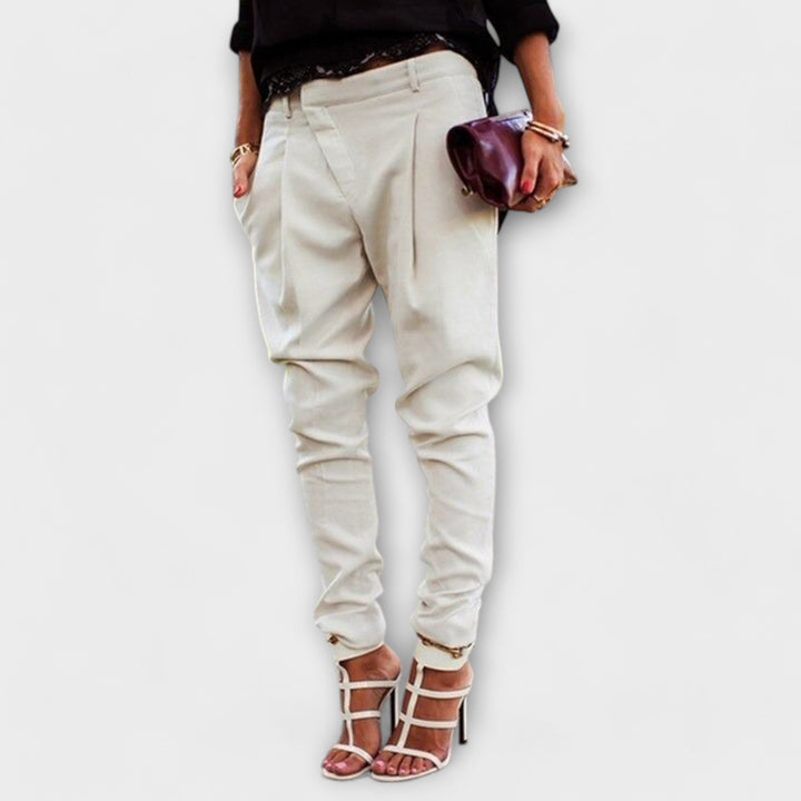 Mila – High-Waisted Trousers
