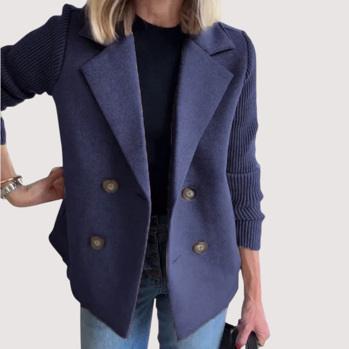 Viktorija – Elegant Coat
