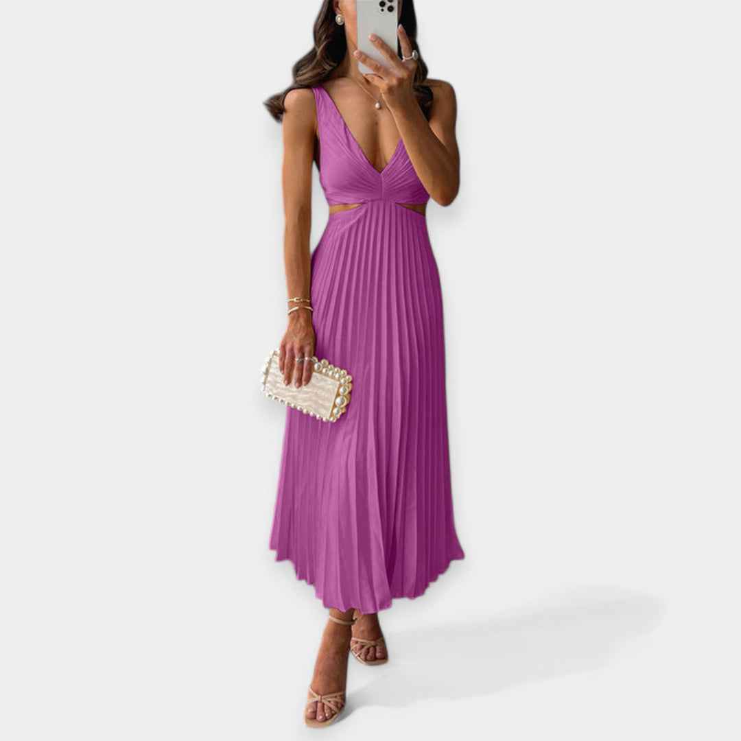 Ciara – Pleated Maxi Dress