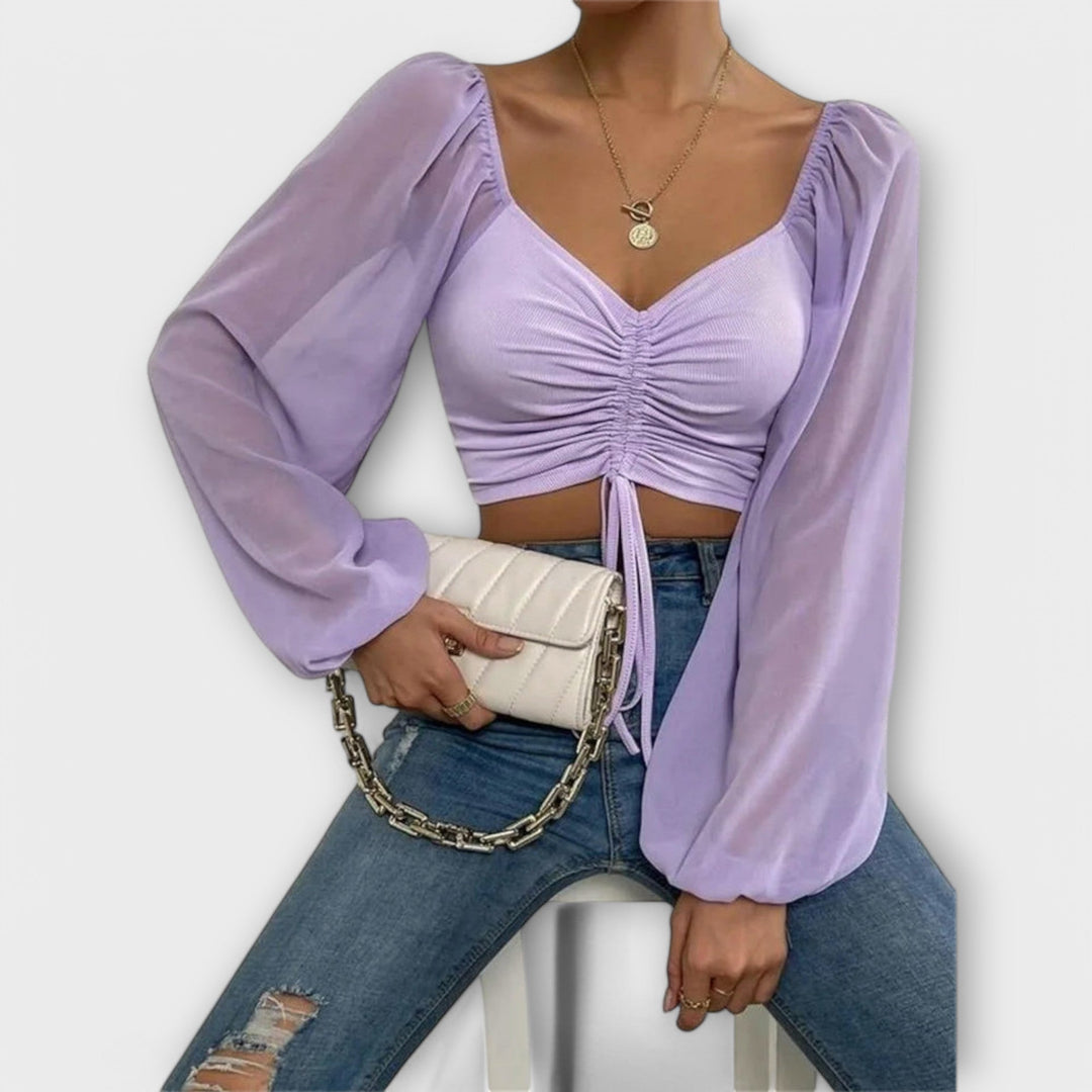 Magdalena – Elegant Modern-Cut Blouse